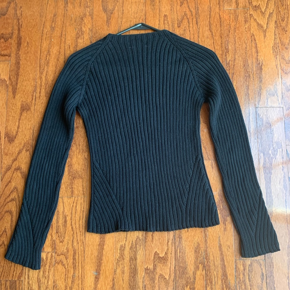 Banana Republic Women’s Sweater Size S - Picture 2 of 3